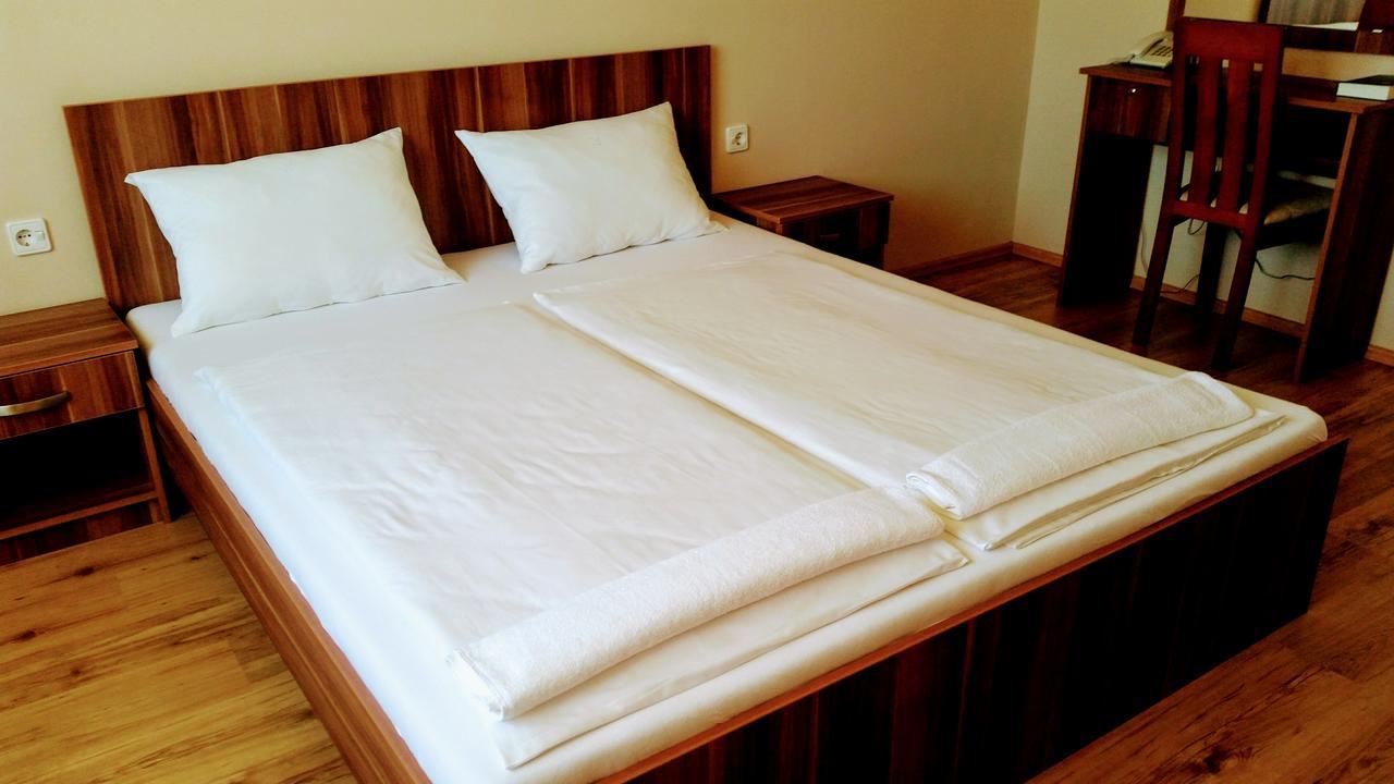 Hotel Sormester 索尔沃什 外观 照片